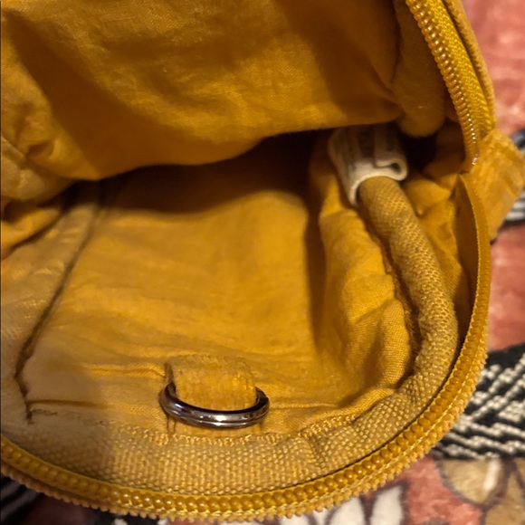 Lucy & Yak Mustard Crossbody Bag - Picture 6 of 6